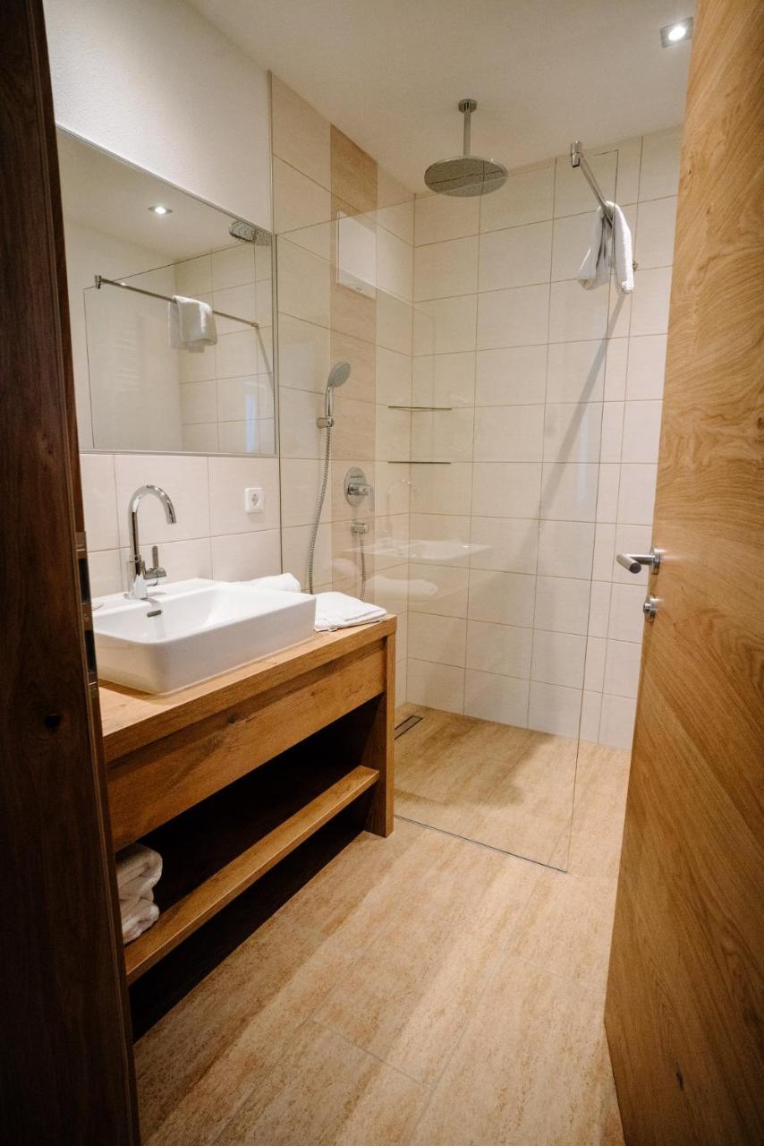 Apartmenthaus Strasswirt De Luxe Tropolach Luaran gambar