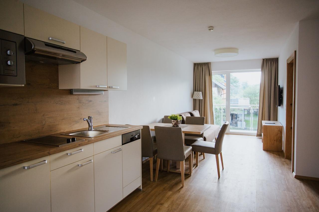 Apartmenthaus Strasswirt De Luxe Tropolach Luaran gambar