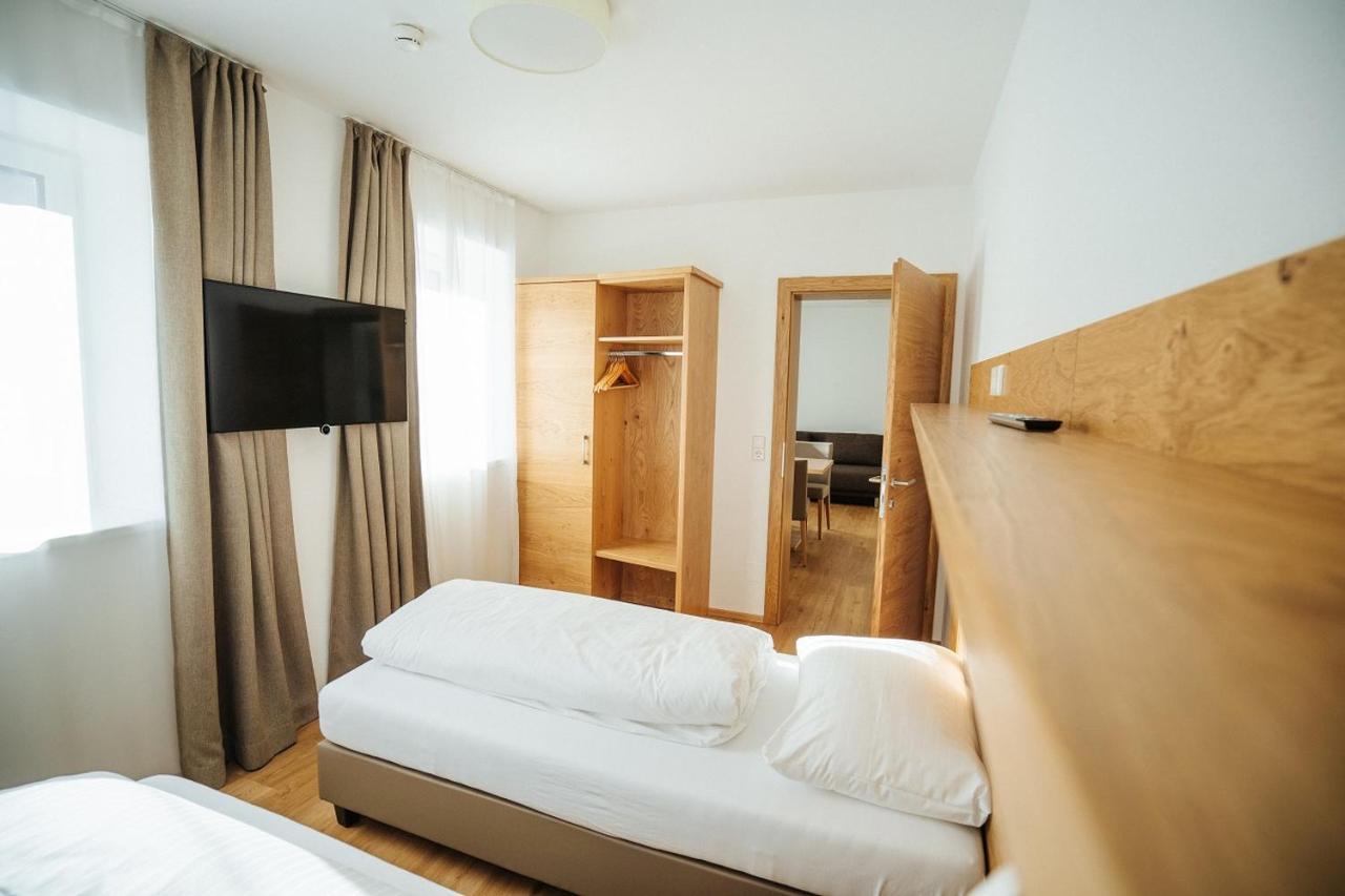 Apartmenthaus Strasswirt De Luxe Tropolach Luaran gambar