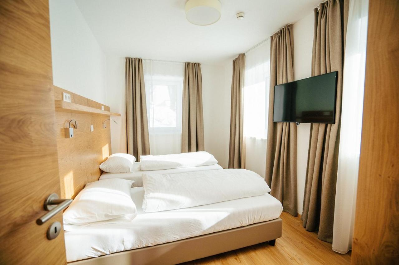 Apartmenthaus Strasswirt De Luxe Tropolach Luaran gambar
